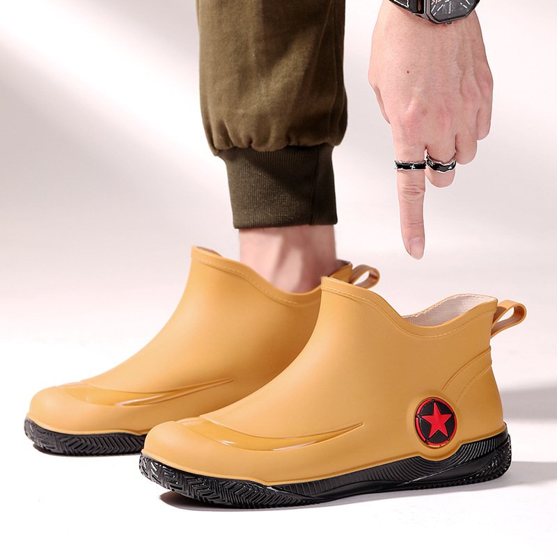 Stylish short-top men's rain boots, low-cut, non-slip and waterproof. - Image 4