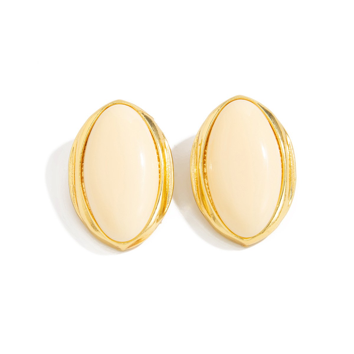 French Retro Court Style Oval Gemstone Earrings - Image 5